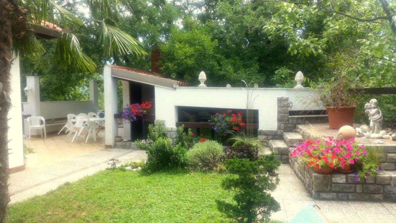 Apartment Slavi Vipava Luaran gambar