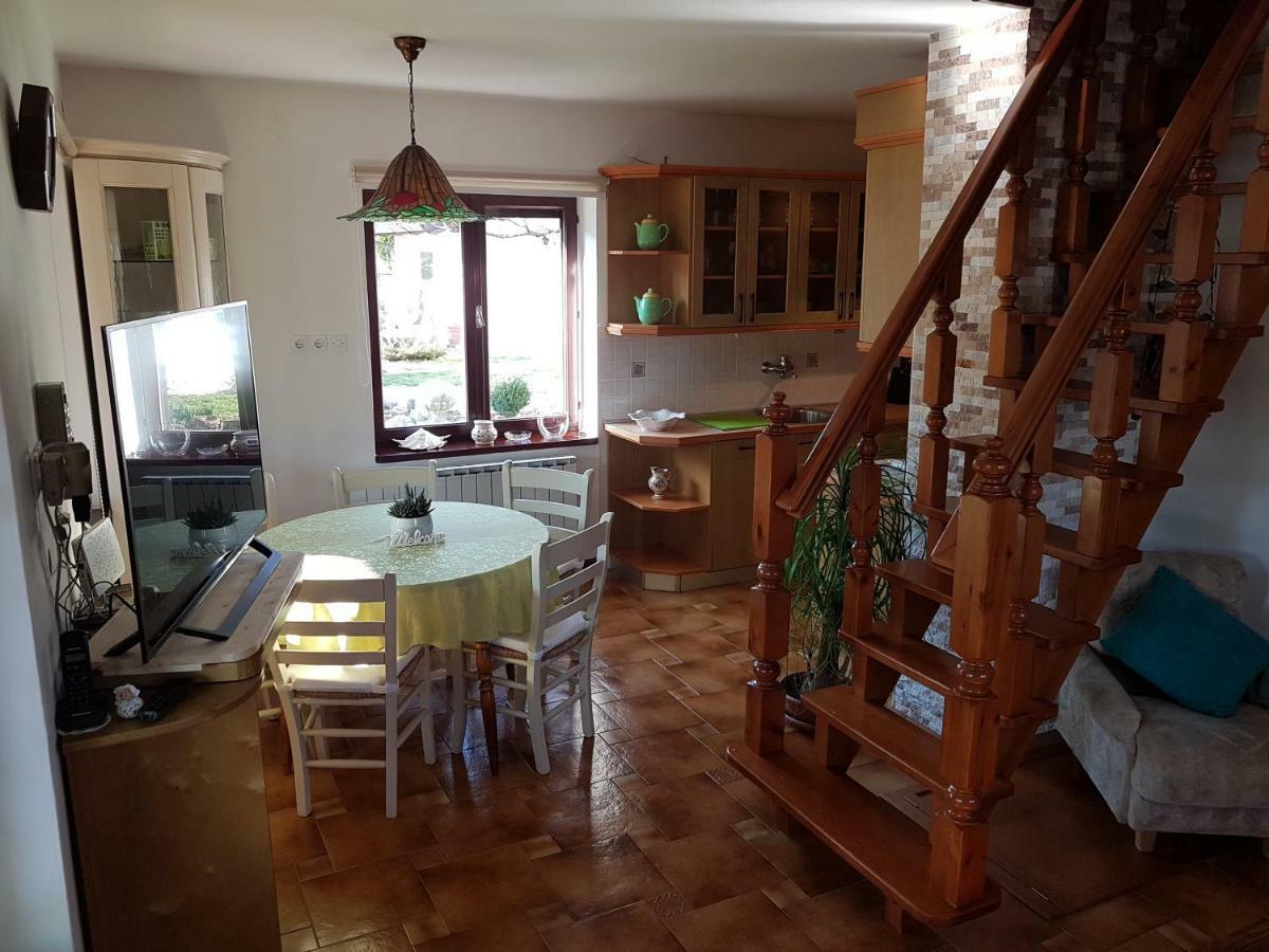 Apartment Slavi Vipava Luaran gambar