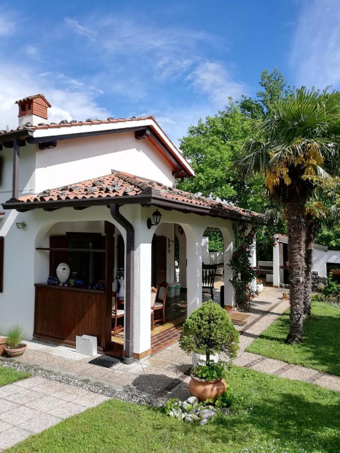 Apartment Slavi Vipava Luaran gambar